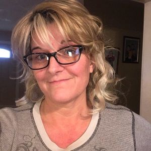 Meet your Posher, Christie